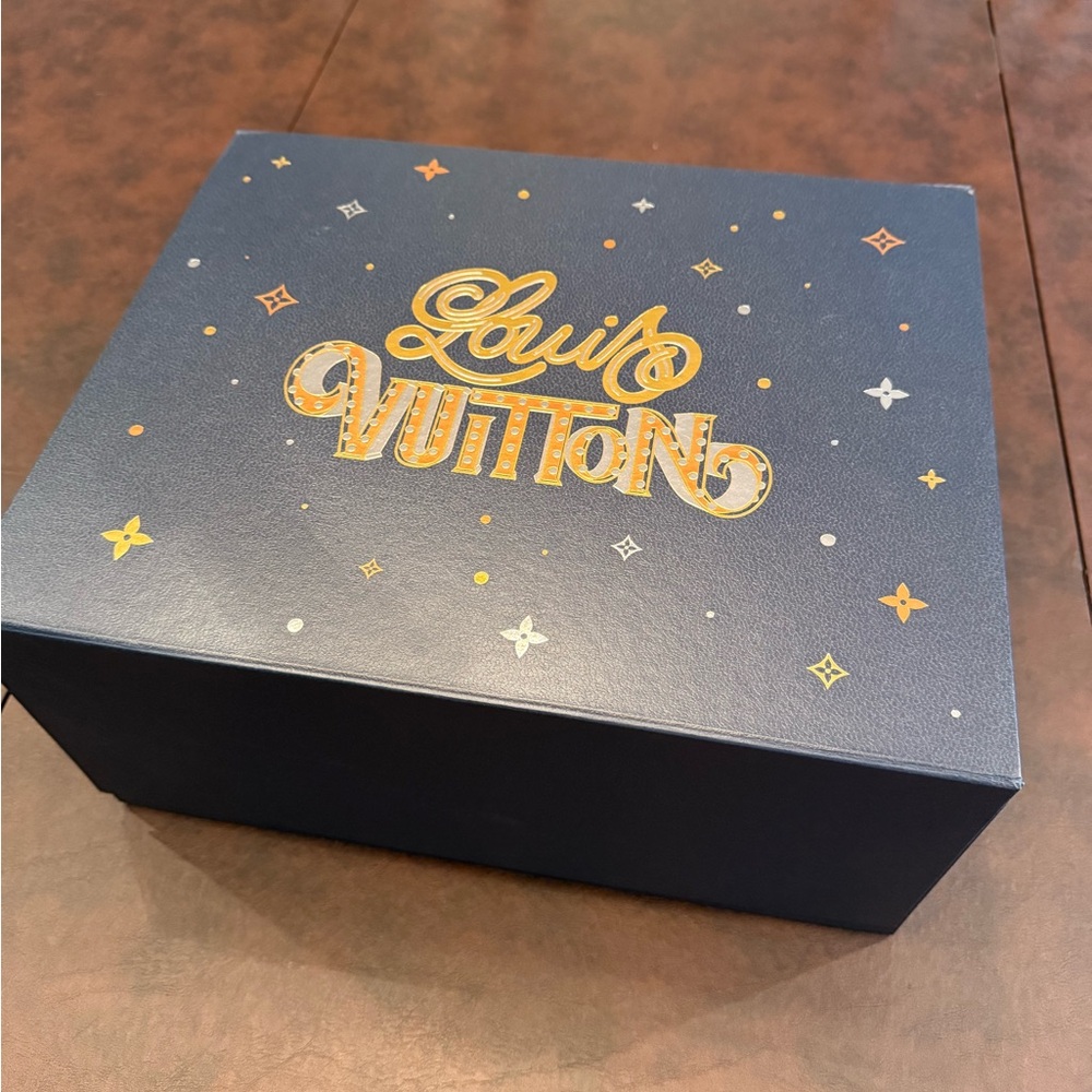 Louis Vuitton large magnetic handbag box.